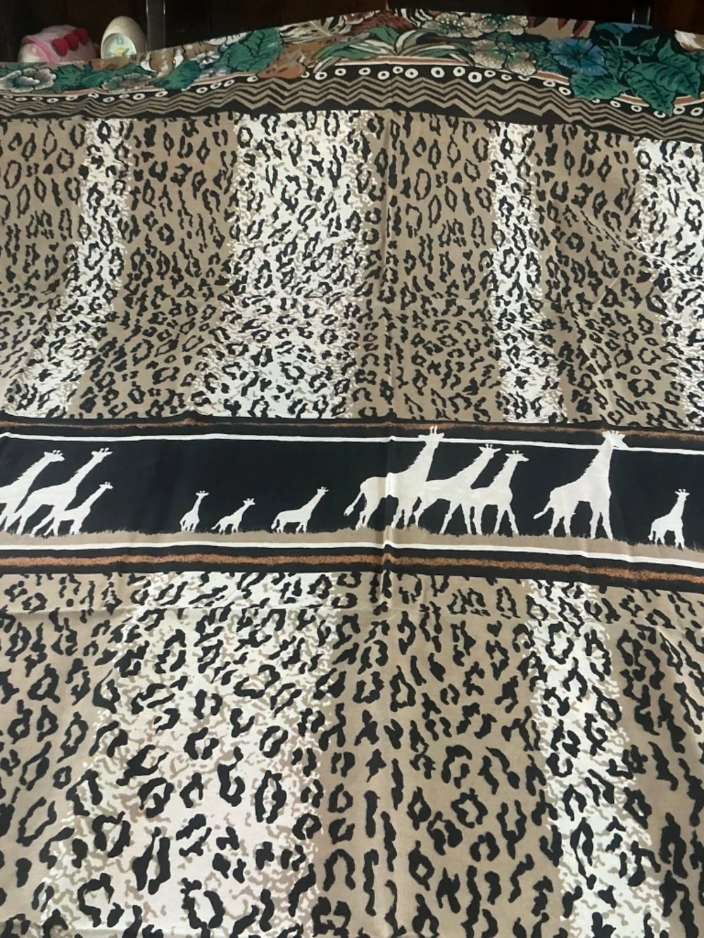 NWOT UNbranded Leopard Jungle Print Queen fitted sheet fabric remnant